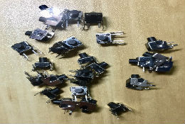 6X6X7側立式按键开关，直插4pin轻触小开关 
