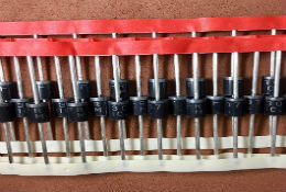 FR307, fast recovery diode 3A/100V，DIP 