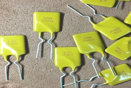JK30-200 30V 2A 直插PPTC自恢复保险丝