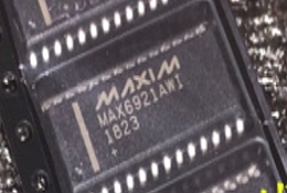 MAX691CPA，MAX691EWE，MAX6921AWI，MAX6950EEE，MAX6957AAI，MAX69566AAX