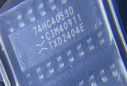 74HC4053D